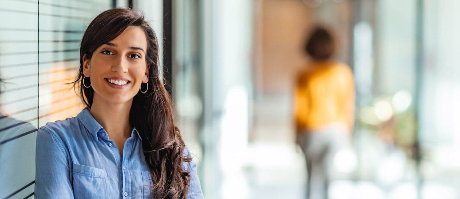 A female rice university student wearing a blue shirt, applications are open for the meml program.