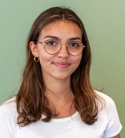  Victoria Albanese