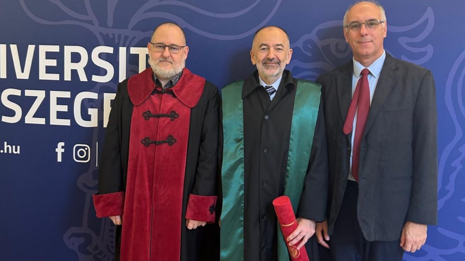 Robert Vajtai receives honorary doctorate