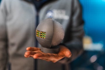 Circle tool that looks like an eye