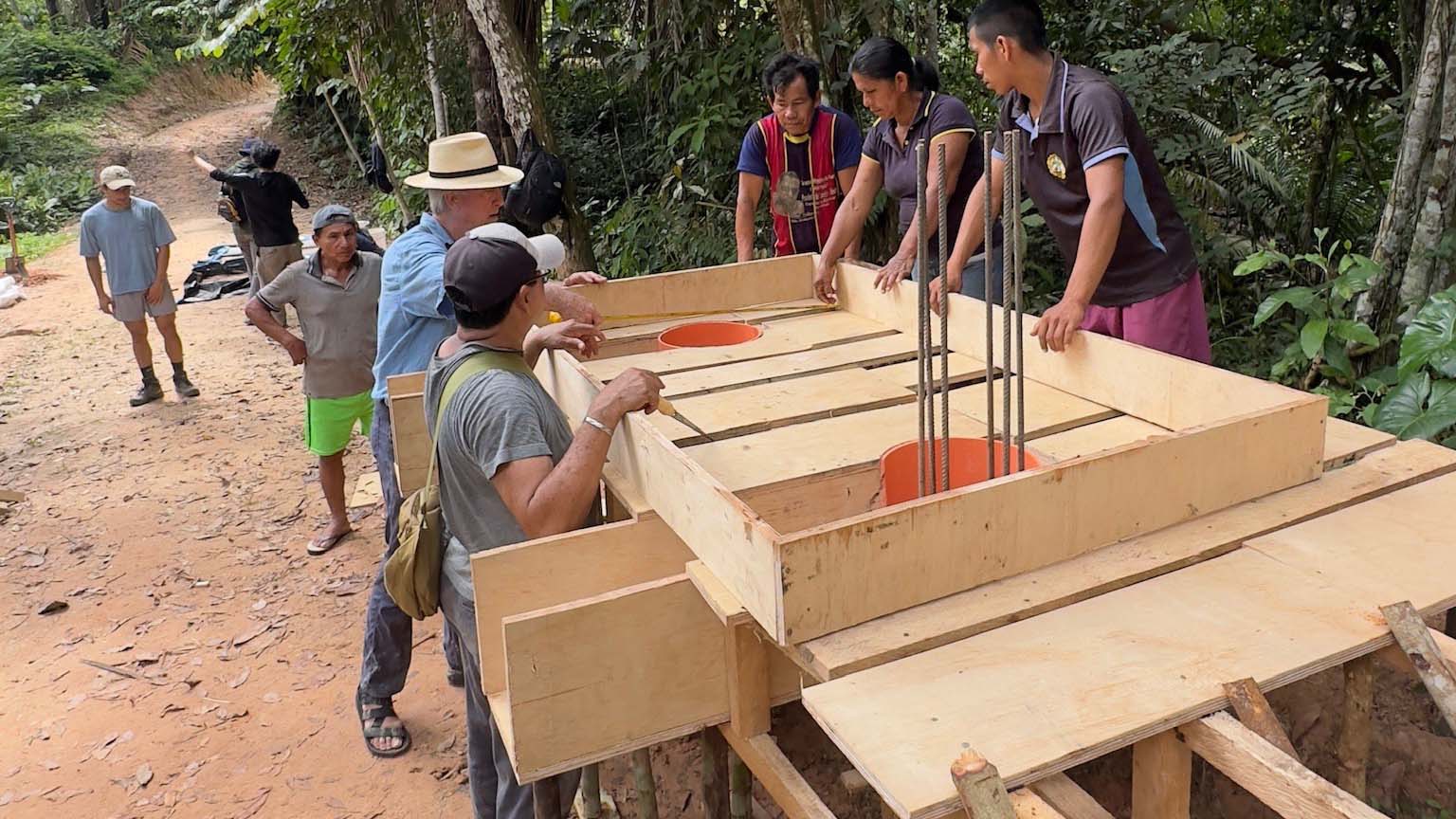 Test formwork of the proposed bridge