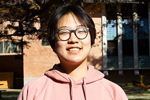 Yiyi Yang