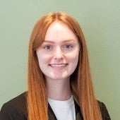  Leanne Long